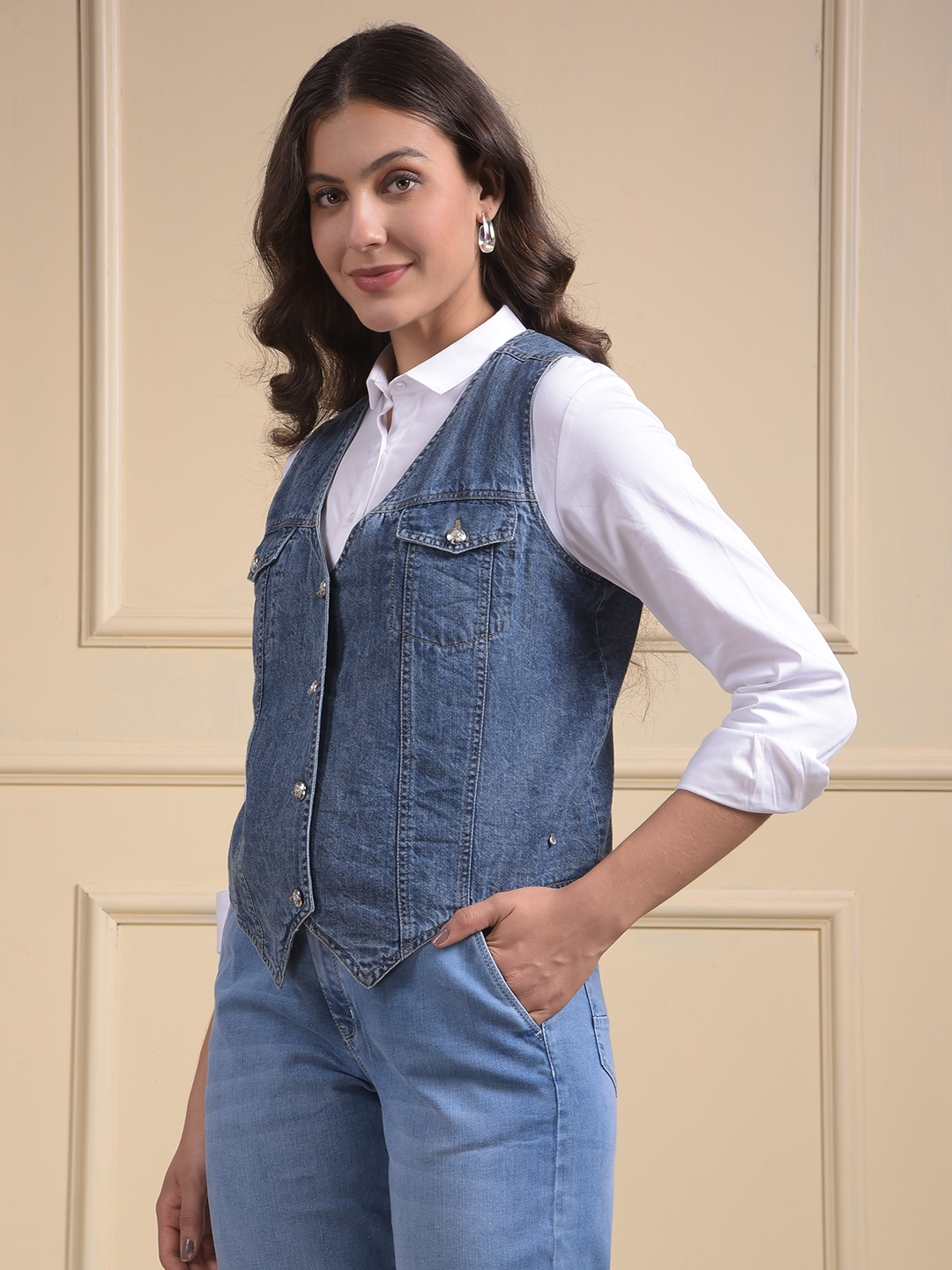 Numero Uno Women Solid Slim Fit Waistcoat